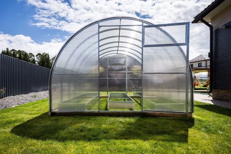 Greenhouse RUBY GARANT-TITAN (Fully Installed)
